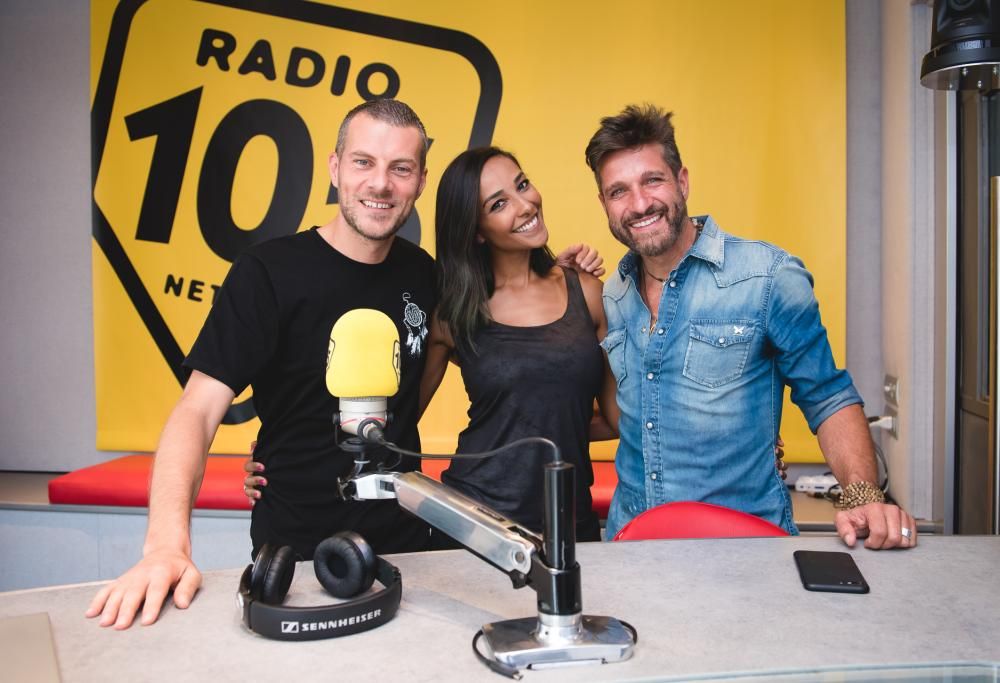 Juliana Moreira ed Edoardo Stoppa a 105 Mi Casa: le foto