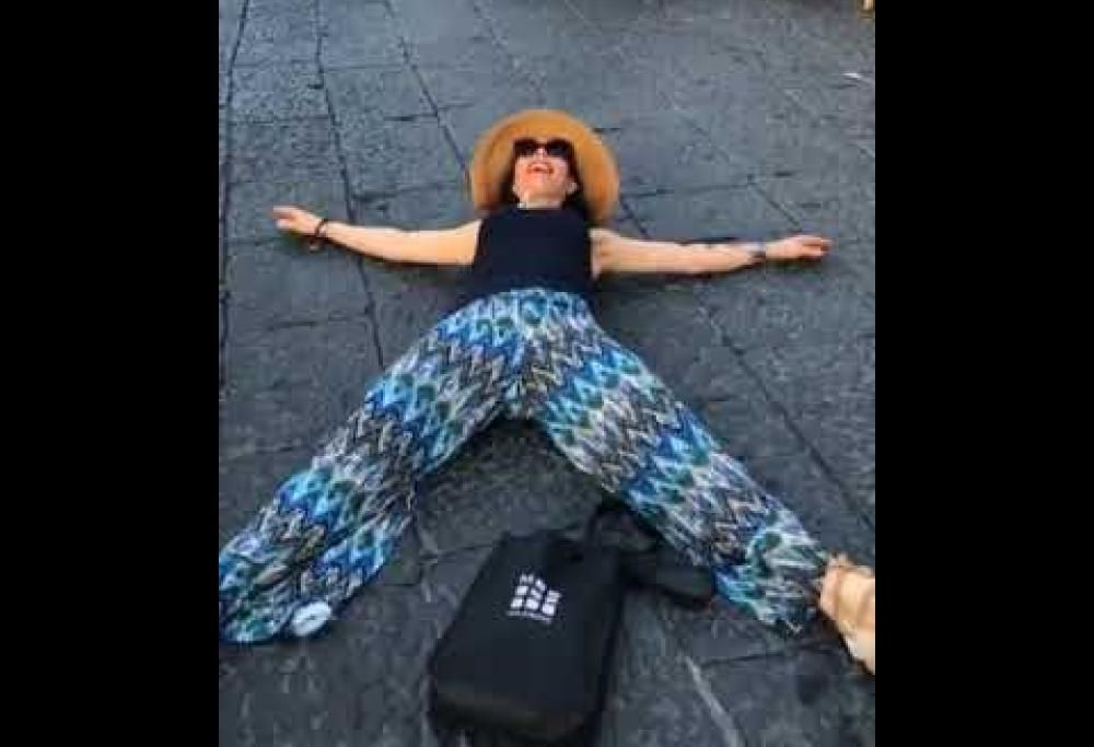 Naike Rivelli dà spettacolo a Capri: le reazioni dei turisti