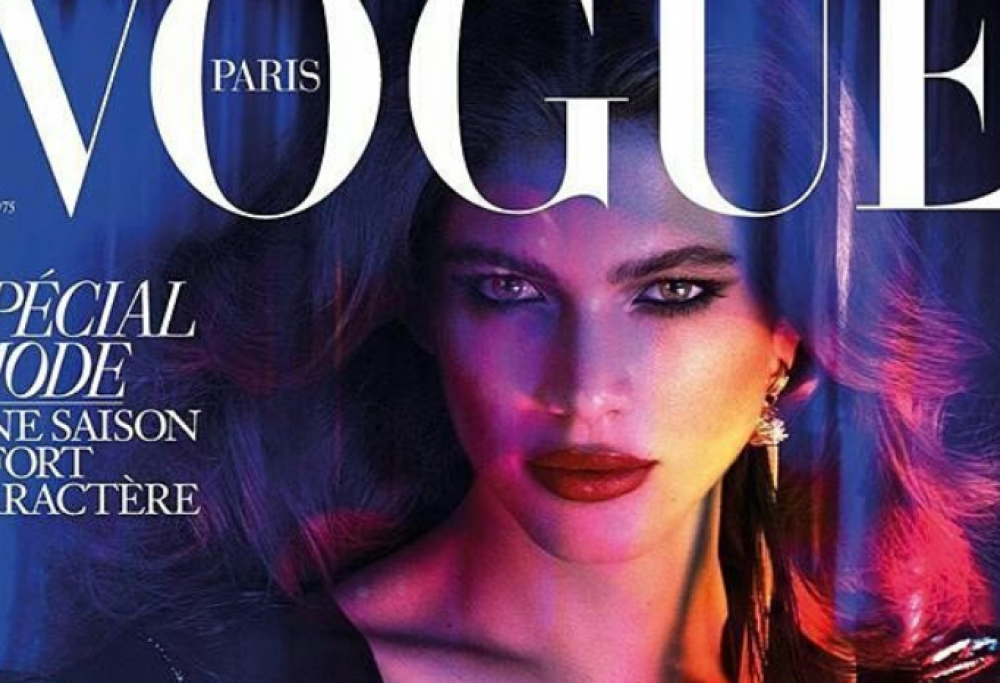 Vogue, prima copertina con una modella transgender, è Valentina Sampaio