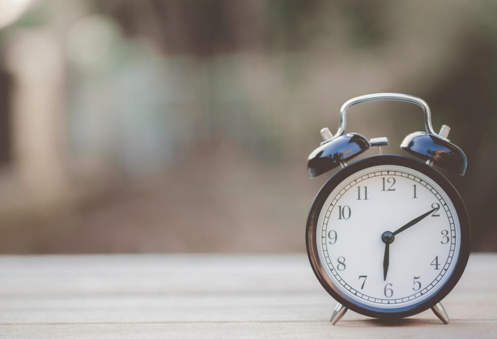 Quanto tempo perso ogni giorno! Sapevate che nella vita passiamo 106 giorni a lavarci i denti?