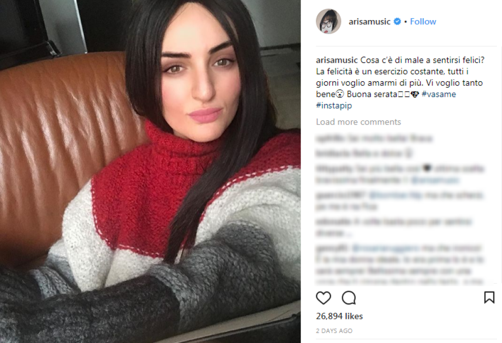 Arisa raggiante su Instagram: “Cosa c’è di male a sentirsi felici?”