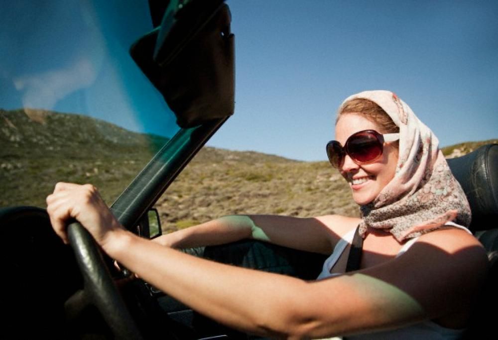 Quali sono i divieti più assurdi per chi guida un’auto nel mondo?