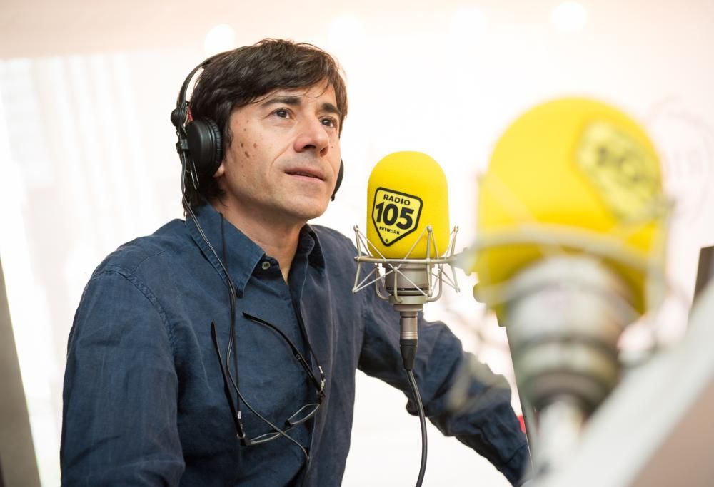 Luigi Lo Cascio con il suo primo libro a 105 Friends: le foto dell’intervista