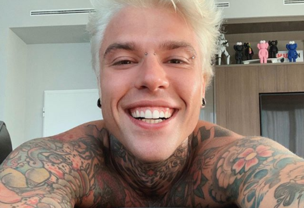 Tanti auguri Fedez, oggi il rapper compie 30 anni: guarda le foto più belle dei suoi social!