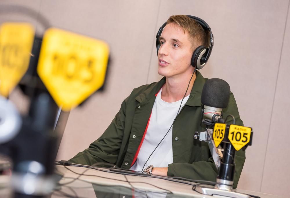 Andrea Conti a 105 Mi Casa: guarda le foto