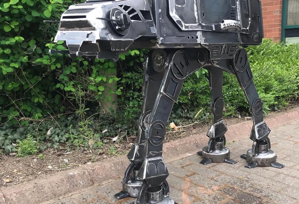 Se ami Star Wars adorerai questo barbecue a forma di Camminatore Imperiale