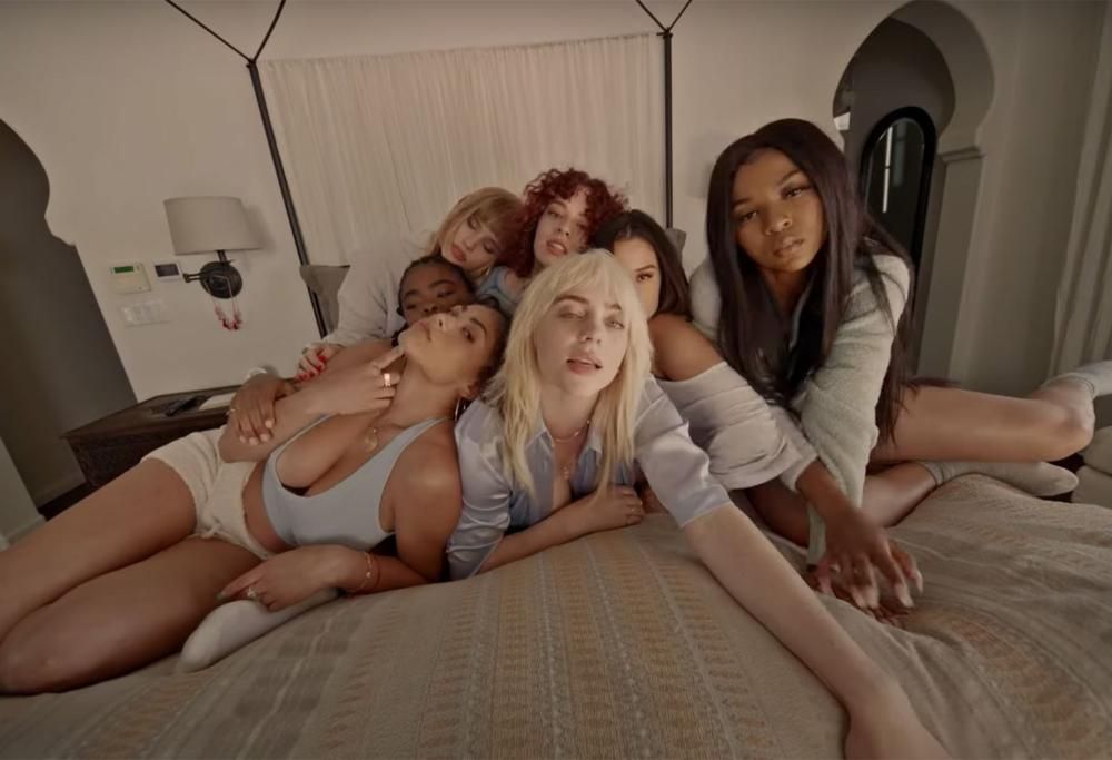 Billie Eilish senza freni nel nuovo video “Lost Cause”