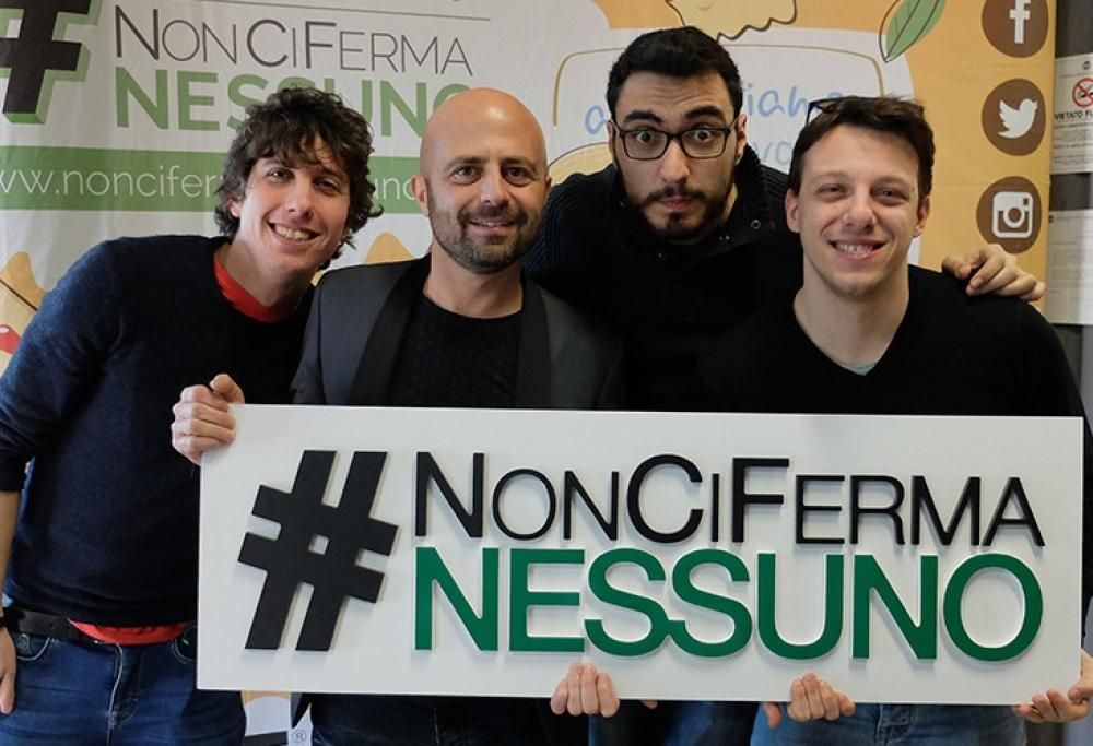 #noncifermanessuno: le foto della trionfale tappa a Varese con Gli Autogol!