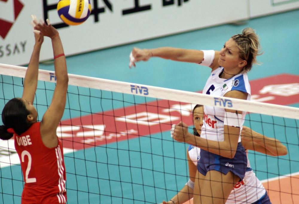 Lutto nella pallavolo: morta la campionessa Sara Anzanello