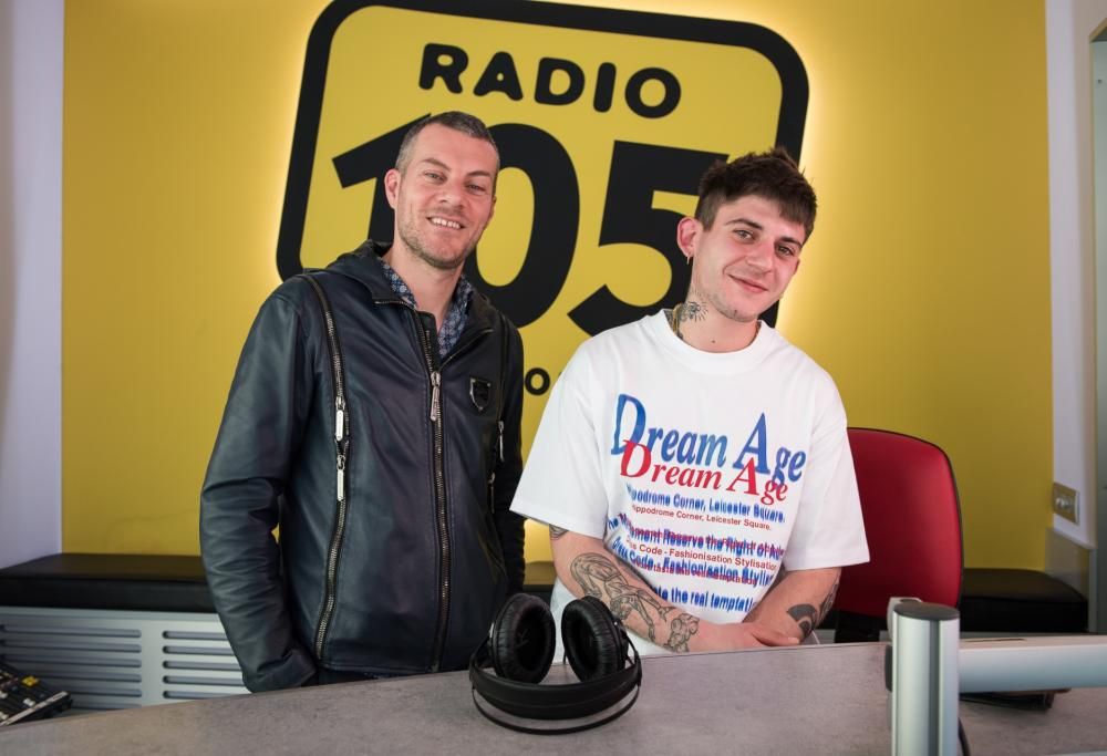 Rkomi a 105 Mi Casa: guarda le foto più belle!