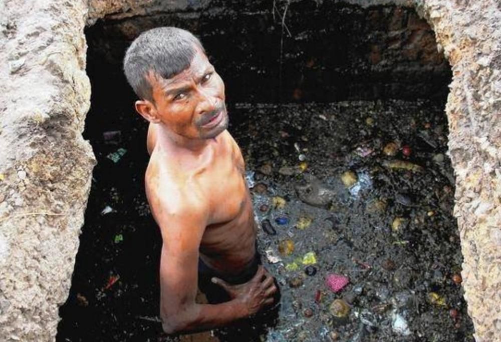 Lavori da incubo: la lista dei mestieri che non vorreste fare mai