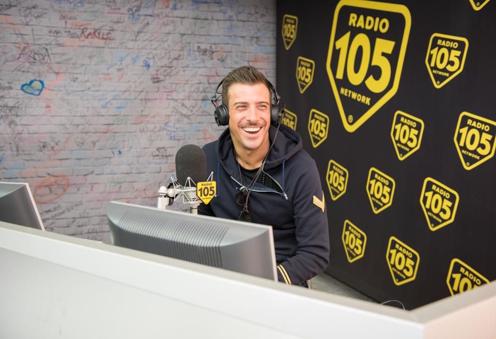 Le foto di Francesco Gabbani a 105 Mi Casa