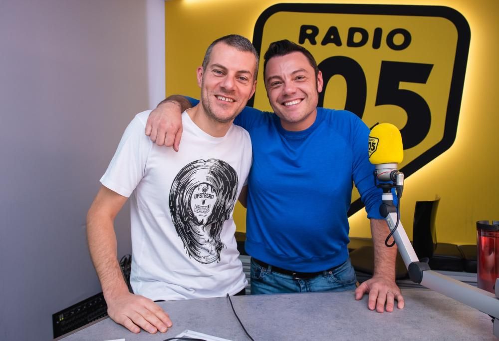 Tiziano Ferro a 105 Mi Casa: guarda le foto più belle!