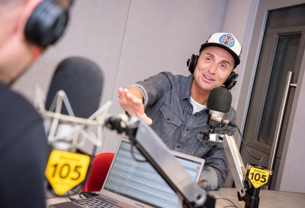 Il novello sposo Angelo Pintus a 105 Mi Casa: guarda le foto