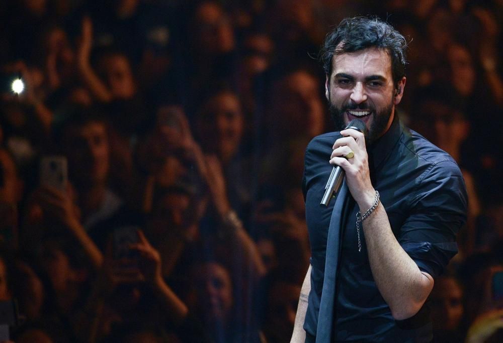 Marco Mengoni brilla a Roma e Caserta, le foto