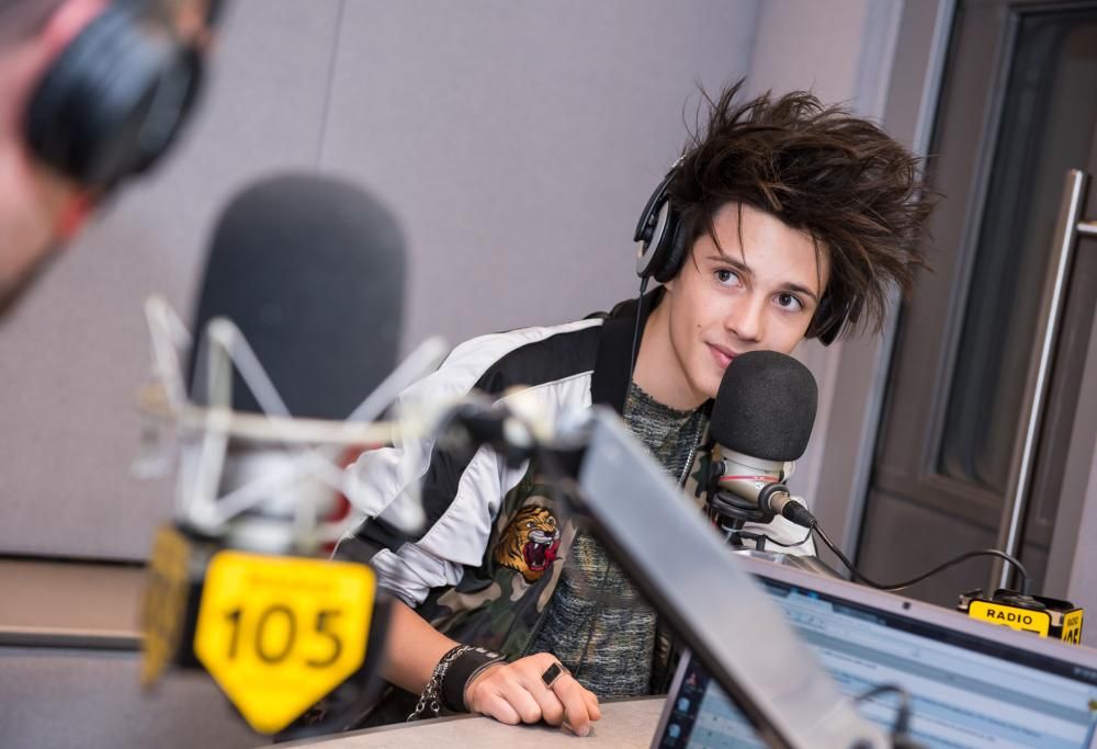 Thomas, da Amici a 105 Mi Casa: guarda le foto