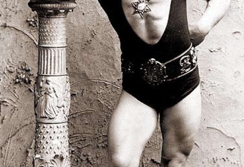 La bellezza maschile in 100 anni!