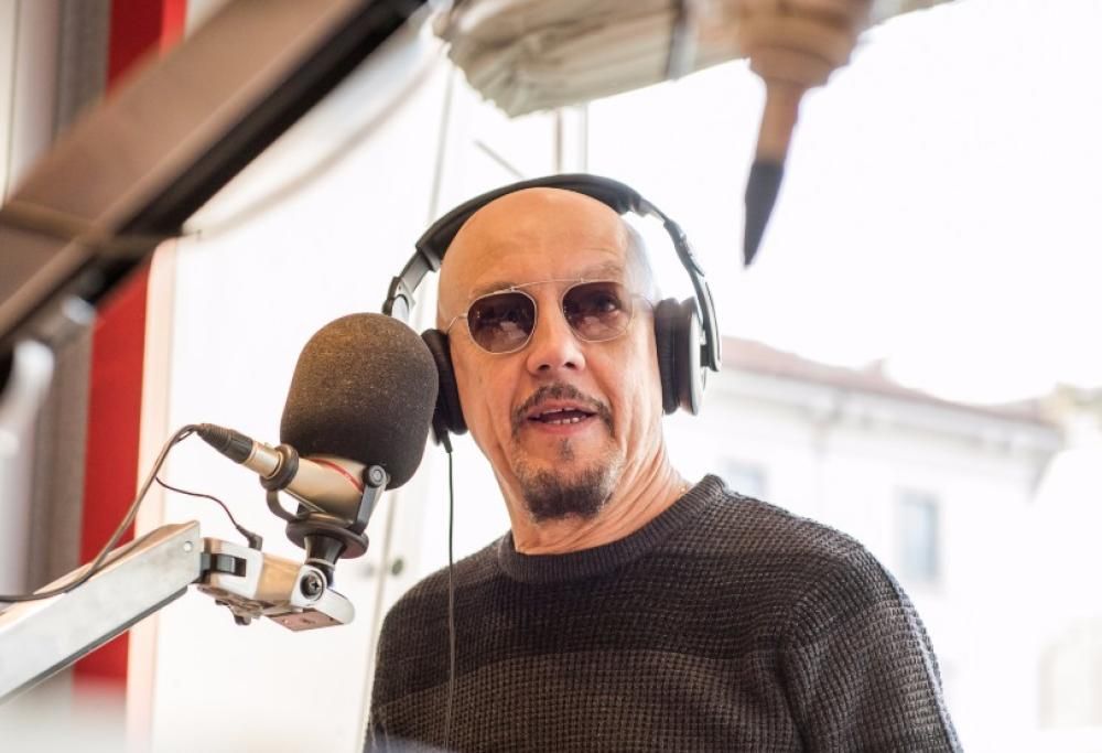 Enrico Ruggeri e i Decibel a 105 Mi Casa, le foto