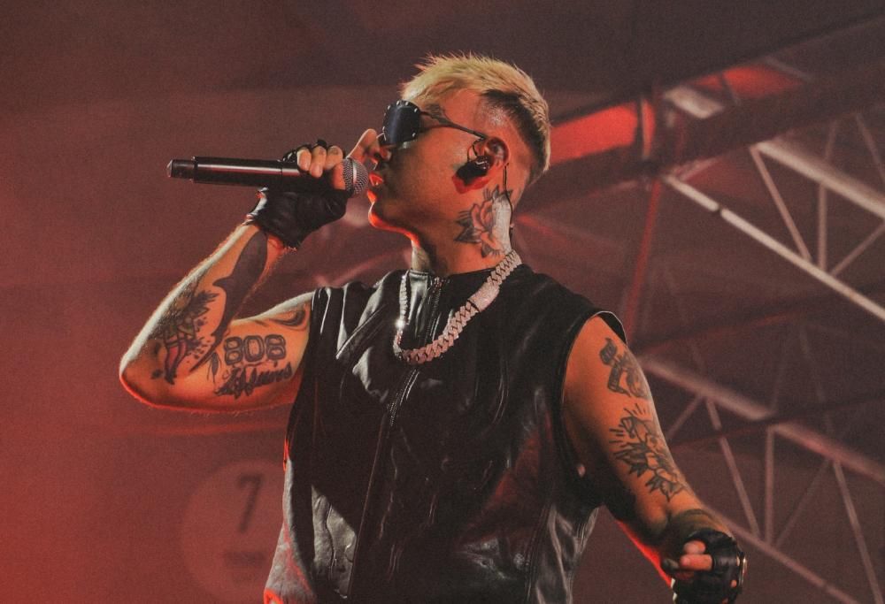 LAZZA “LOCURA OPERA N.1”: IN SCENA IERI A SAN SIRO UN EVENTO LIVE WOW