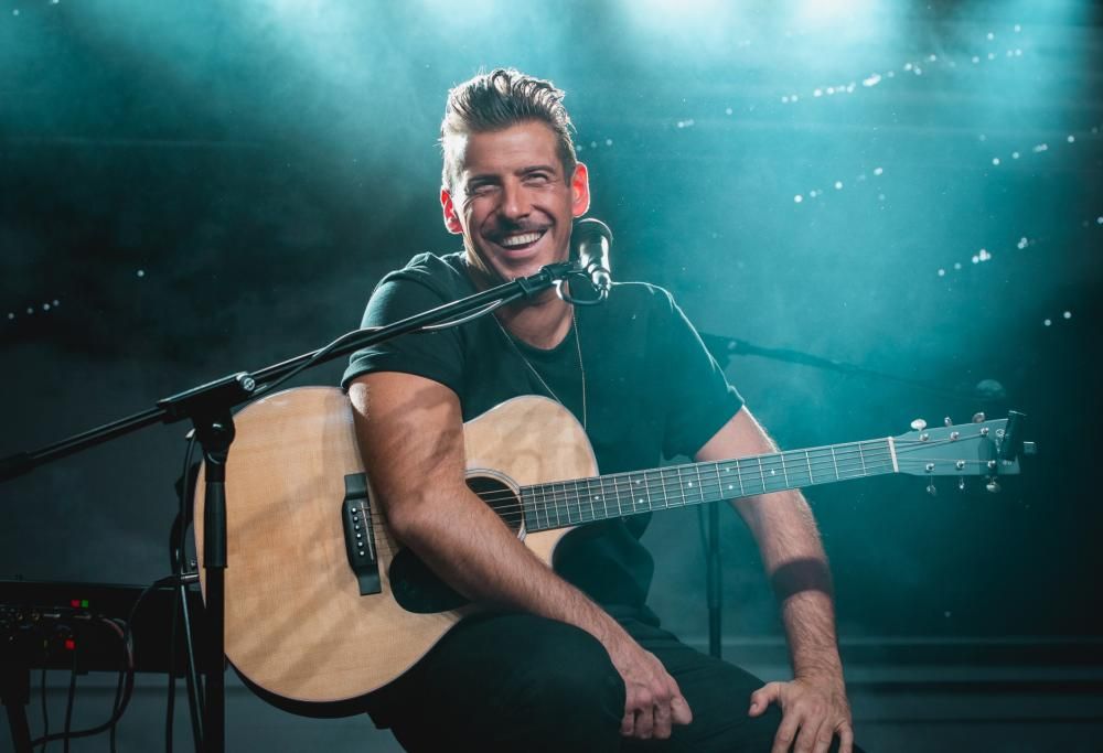105 Mi Casa Live: guarda le foto di Francesco Gabbani