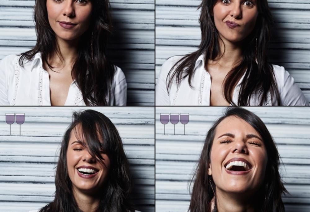 Il vino? Ecco come ci fa apparire dopo qualche bicchiere!