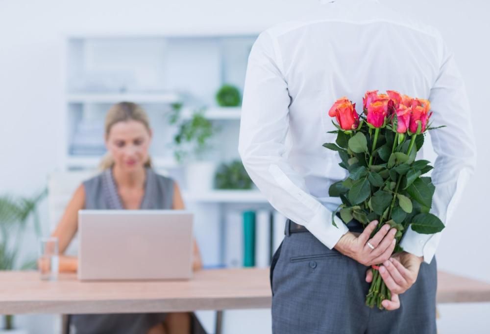 Frequentate un vostro collega di lavoro? Ecco i vantaggi