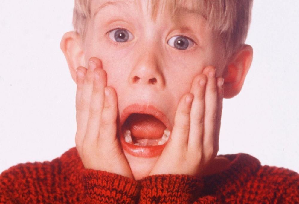 Il film cult Mamma ho perso l’aereo spegne 25 candeline