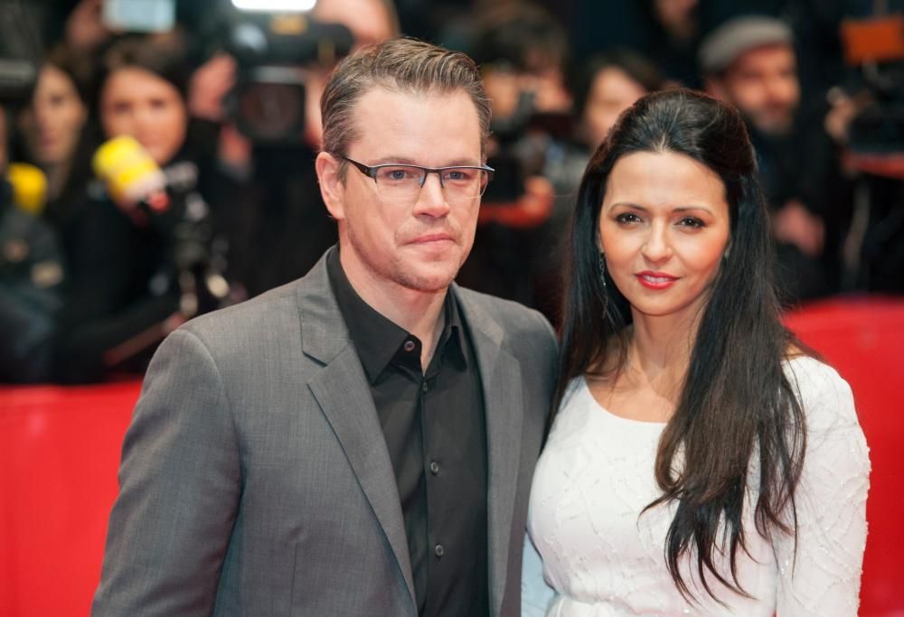 10 celebrities sposate con persone non famose