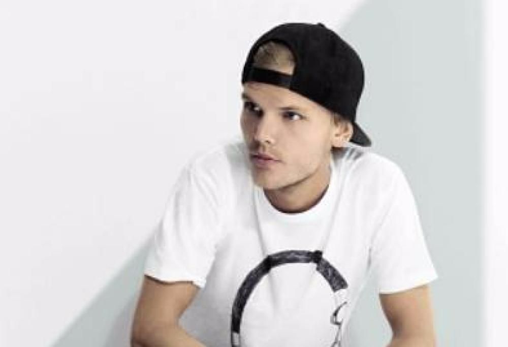 Avicii, parla il padre: “Non credo all’ipotesi del suicidio premeditato”