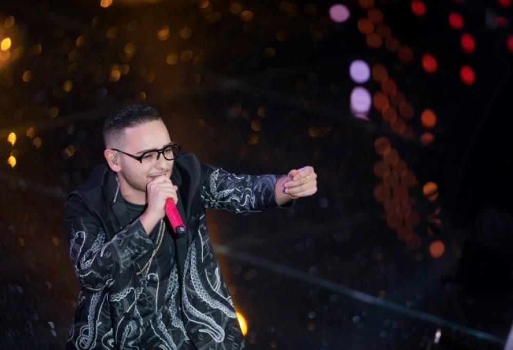 Rocco Hunt: la sua “Wake Up” sveglia Sanremo ed il Festival