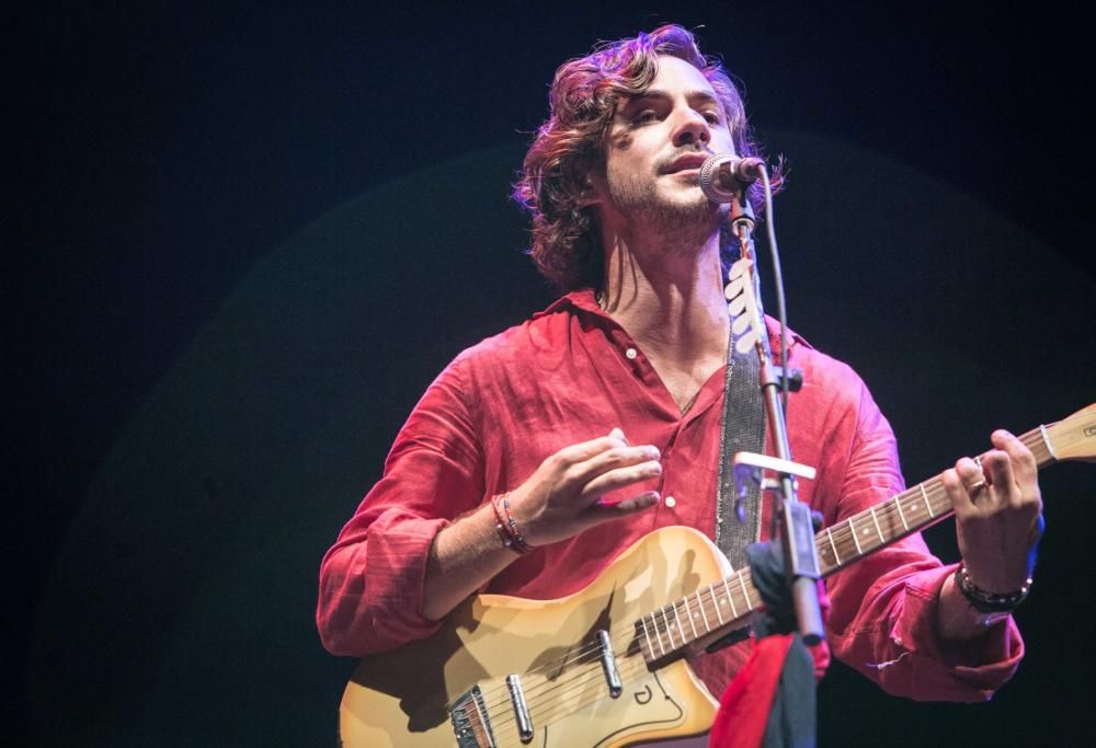 Jack Savoretti live a 105 Friends