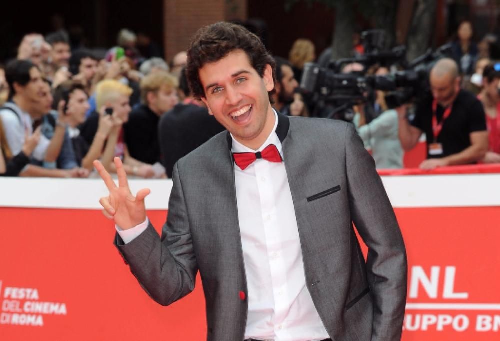 La webstar Federico Clapis a 105 Mi Casa, oggi alle 18.00