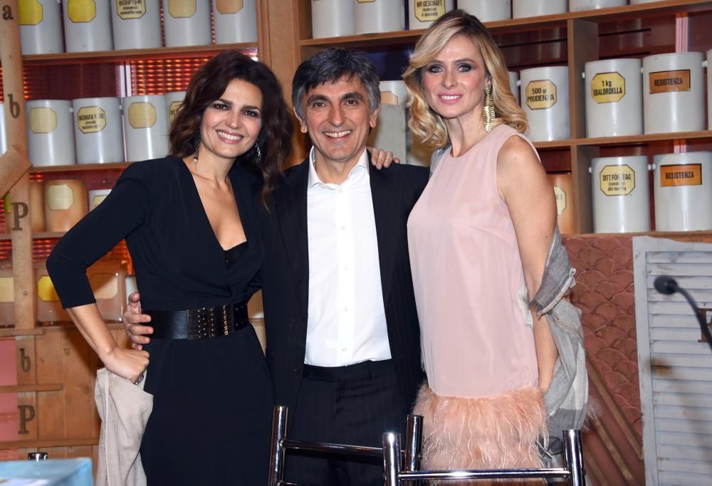 Vincenzo Salemme, Serena Autieri e Tosca D’Aquino a 105 all’Una