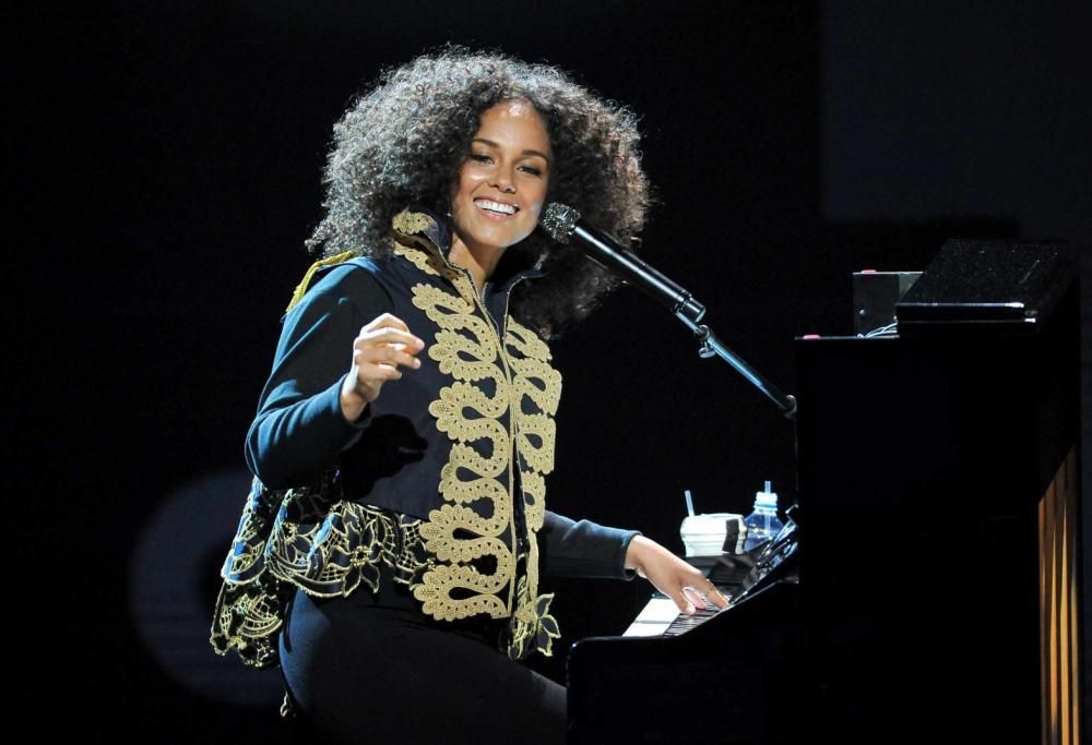 Alicia Keys a 105 Mi Casa, mercoledì 25 alle 18.00