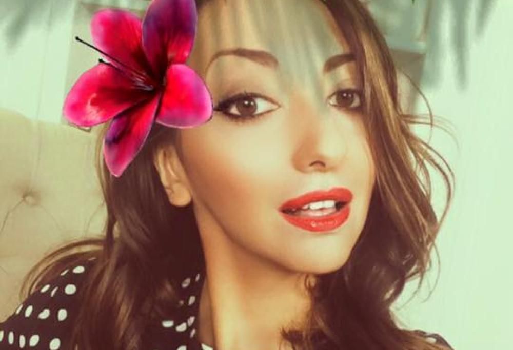 La web star Martina Dell’Ombra in diretta con Max Brigante