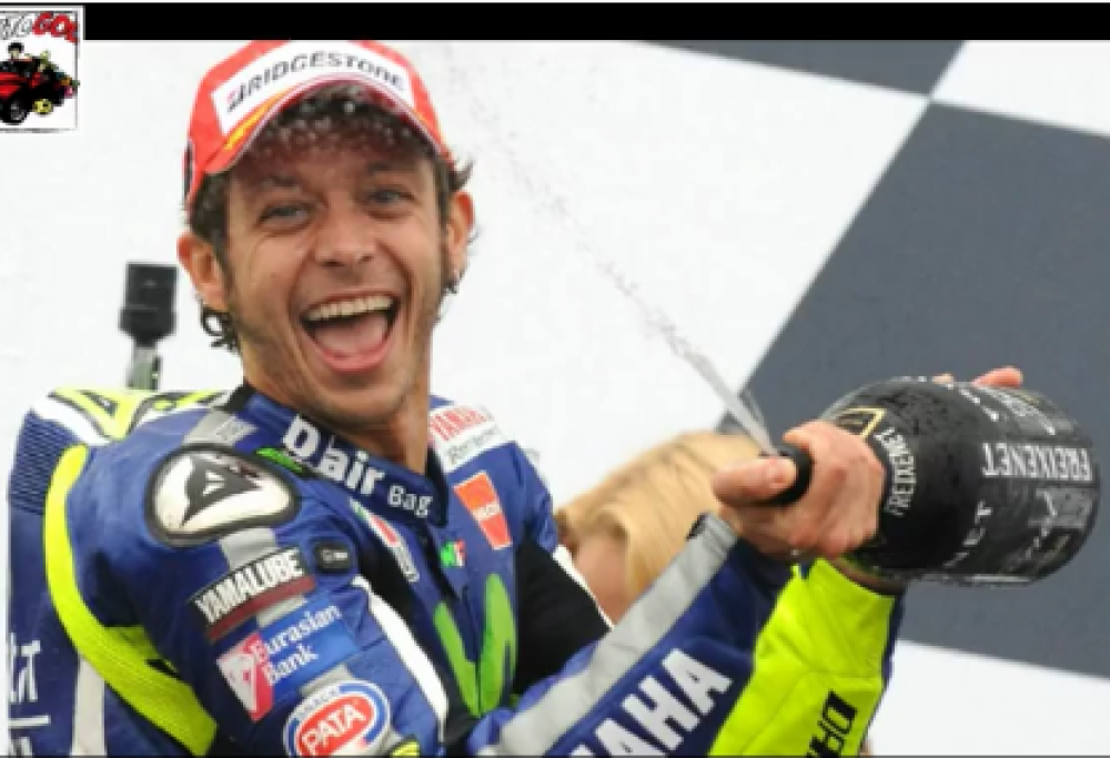Valentino Rossi vince in Spagna e Guido Meda “sforna” una hit!