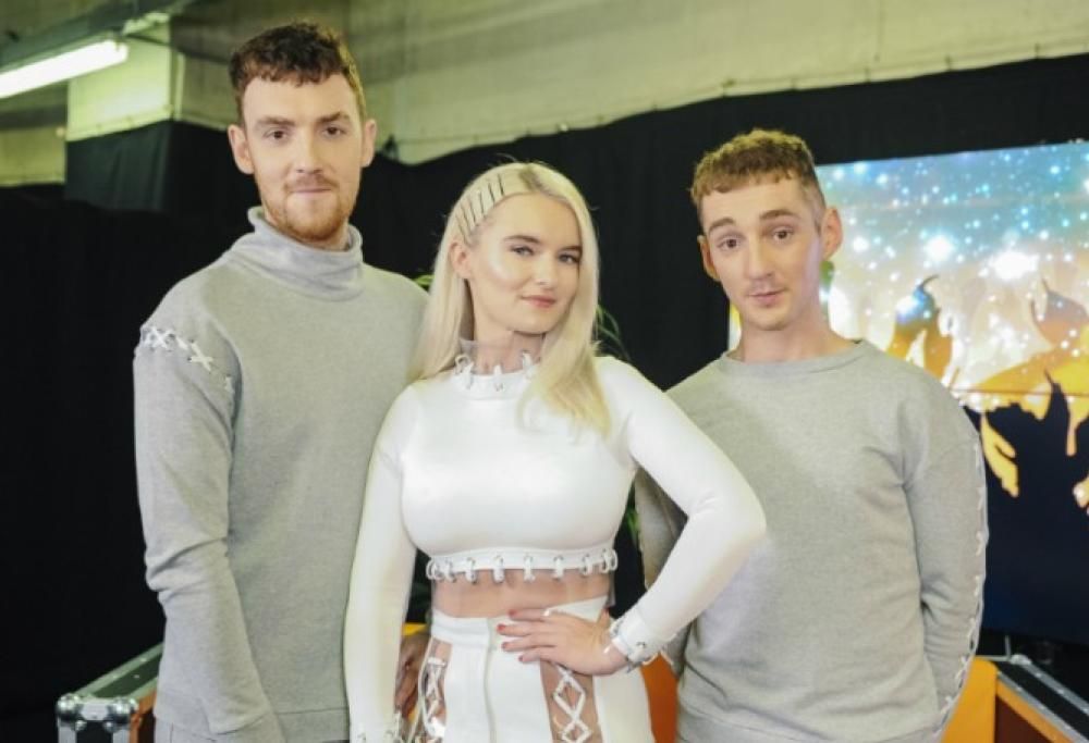 “Baby” è il nuovo singolo dei Clean Bandit con Luis Fonsi e Marina and the Diamonds