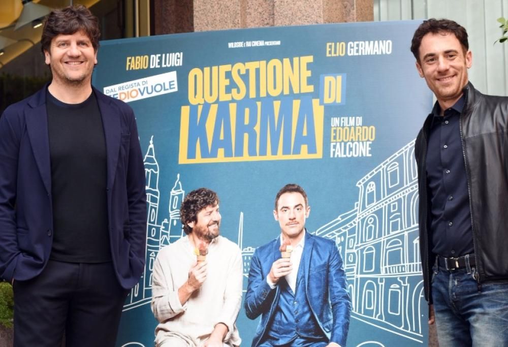 Fabio De Luigi ed Elio Germano lanciano “Questione di karma”