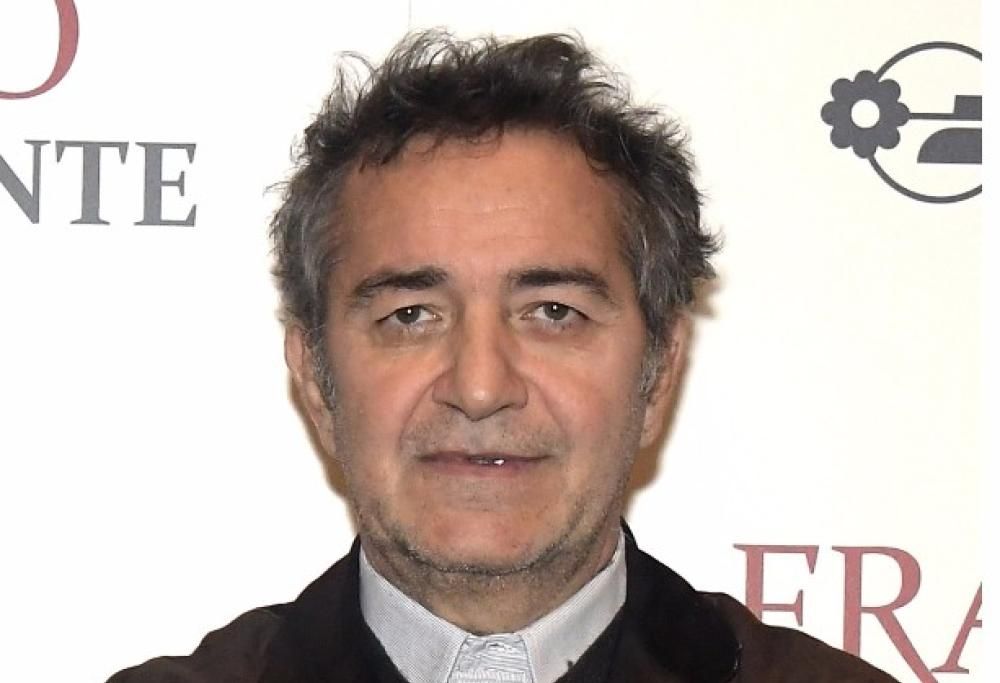 Pietro Valsecchi a 105 Take Away presenta “Francesco, il Papa della gente”, oggi alle 13.00