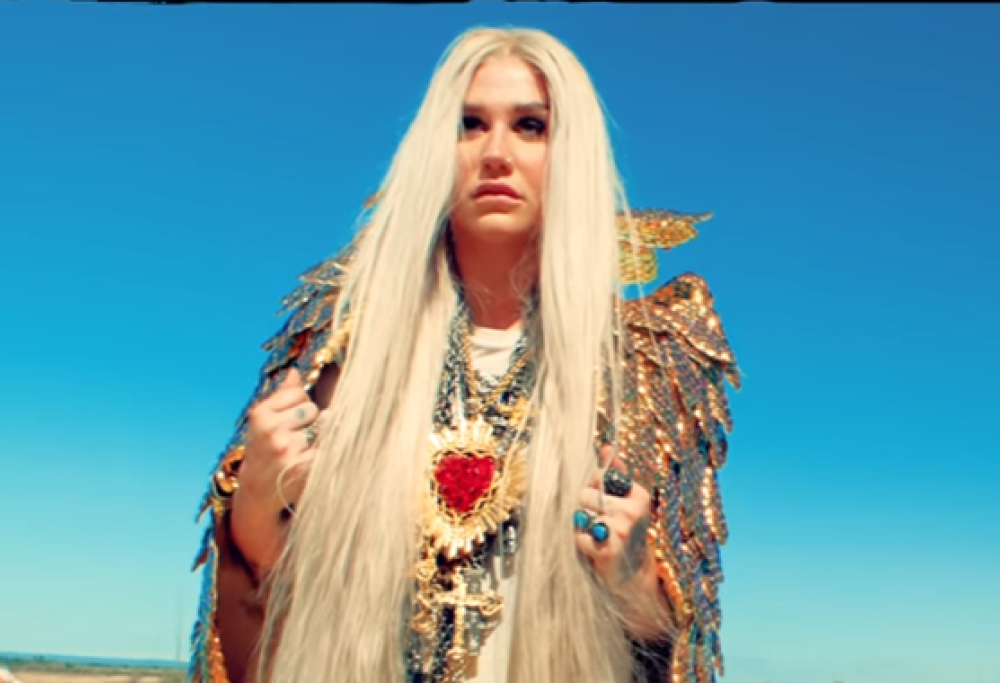 Kesha: tra le fonti di ispirazione del nuovo album ci sono gli UFO