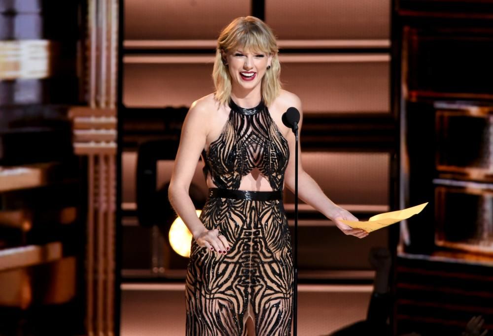 Taylor Swift vuole registrare come marchi le frasi chiave del suo nuovo album
