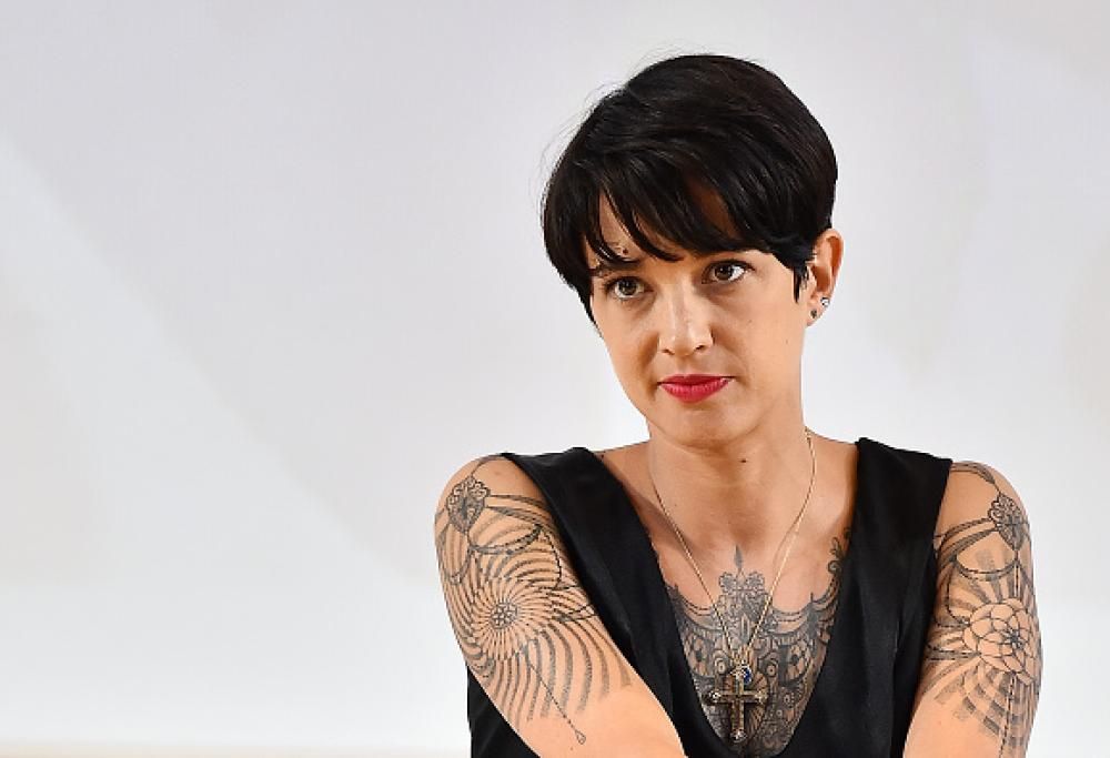 Asia Argento: “Quella volta che un attore/regista italiano tirò fuori il suo pene”