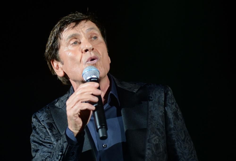 Gianni Morandi: “Il nuovo disco uscirà dopo l’estate”