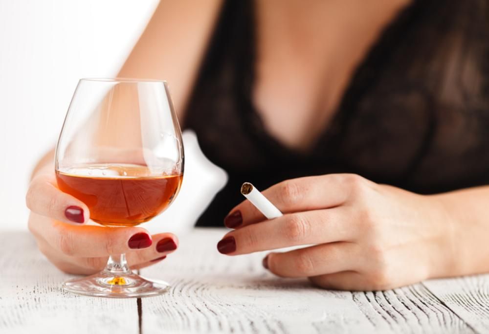 Drink gratis per donne in lingerie, comune argentino chiude night club