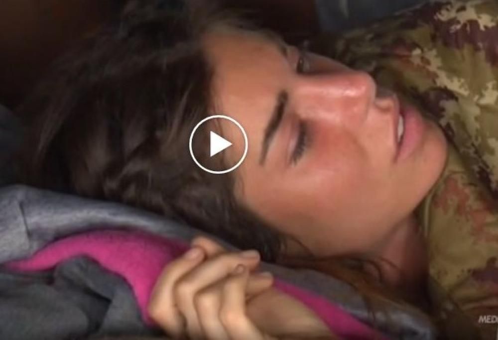 Panico a L’Isola dei Famosi: Bianca Atzei si sente male