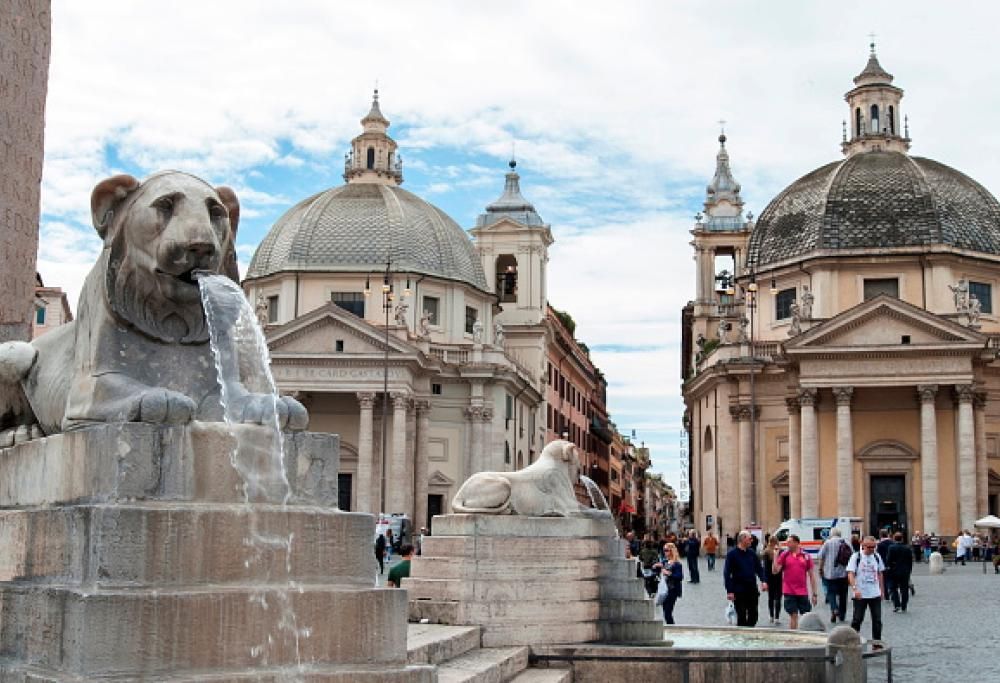 Roma: entra in Chiesa urlando “Sono Gesù Cristo!” e distrugge le statue