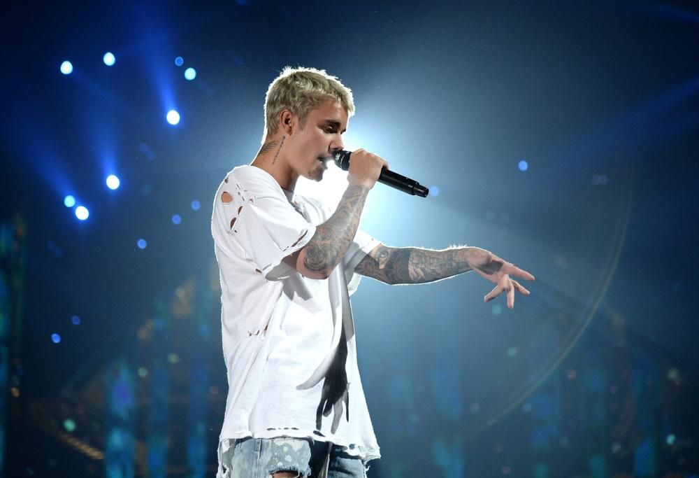 Justin Bieber denunciato per rissa e insulti razziali