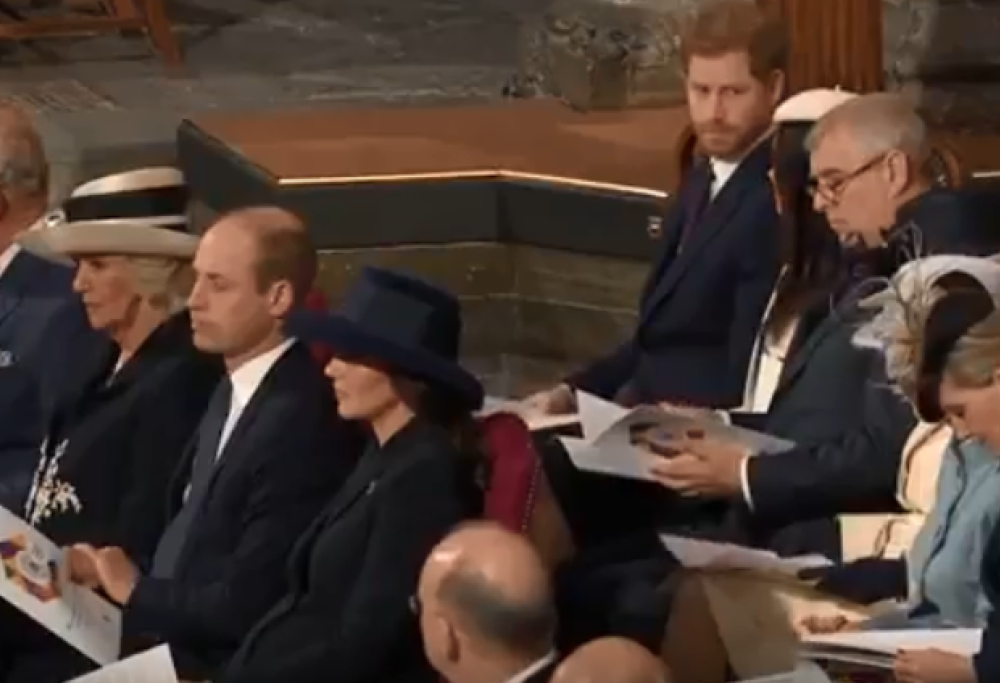 La gaffe di Meghan Markle e del principe Harry fa il giro del web