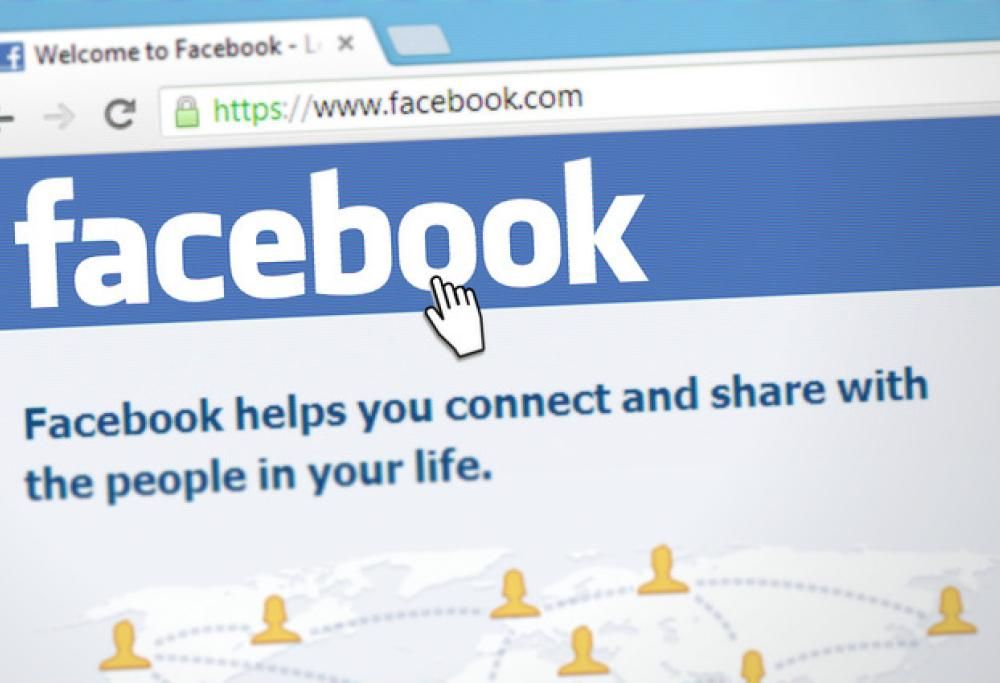 Facebook avviserà gli utenti quando condividono articoli più vecchi di tre mesi