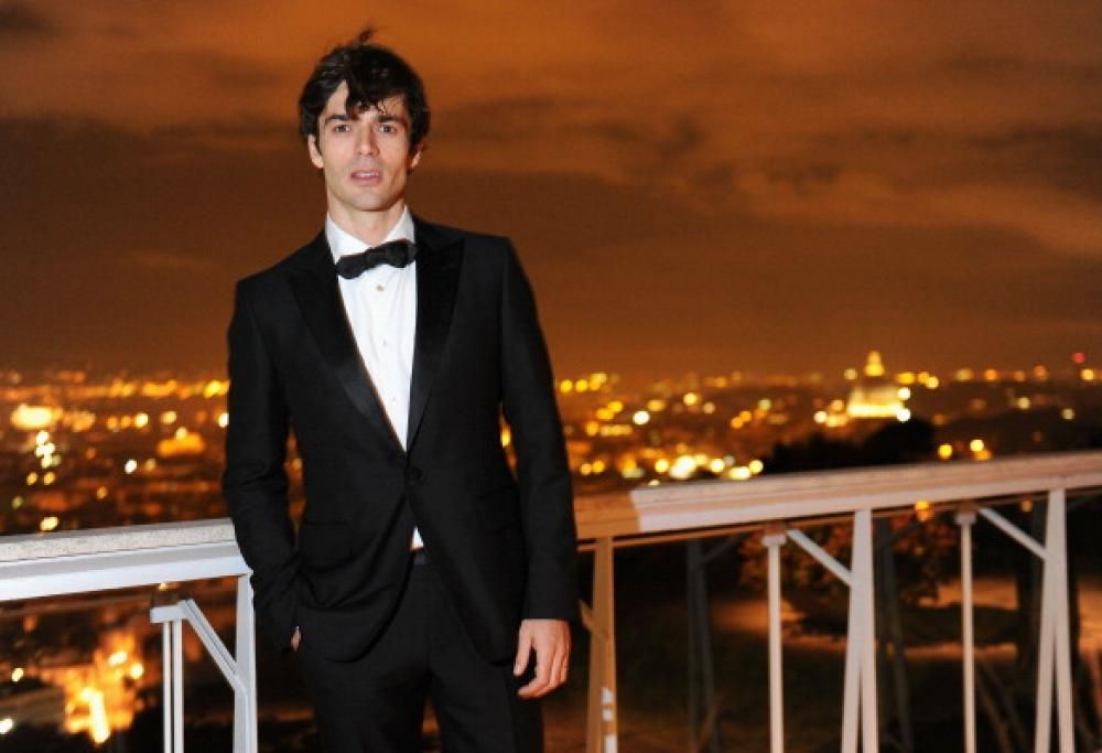 Luca Argentero compie 40 anni: tanti auguri a uno degli attori più belli del cinema!